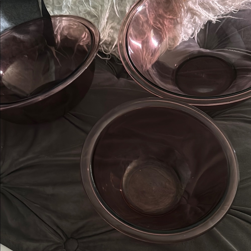 Vintage PYREX Purple mixing Bowls